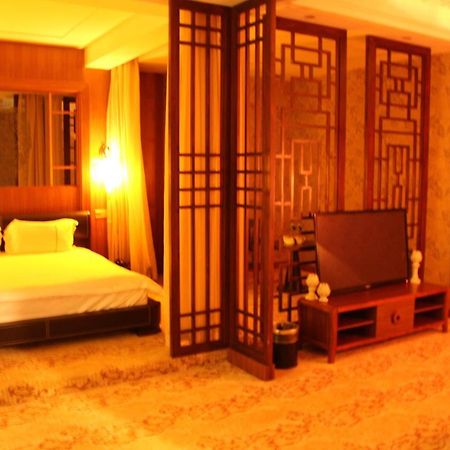 Zhuhai Rongfeng Hotel Zewnętrze zdjęcie